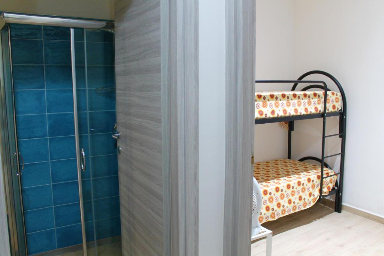Casa Vacanze Natali-Stella Порто Чезарео Екстериор снимка